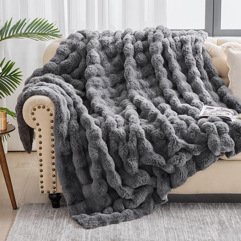 Fluffy Faux Fur Throw Blanket for Couch Sofa Bed, Cozy Soft Plush Faux Rabbit Fur Throw, Thick Warm Fuzzy Home Living Room Decorative Blanket, Gifts for Women & Men - Love All Things Home