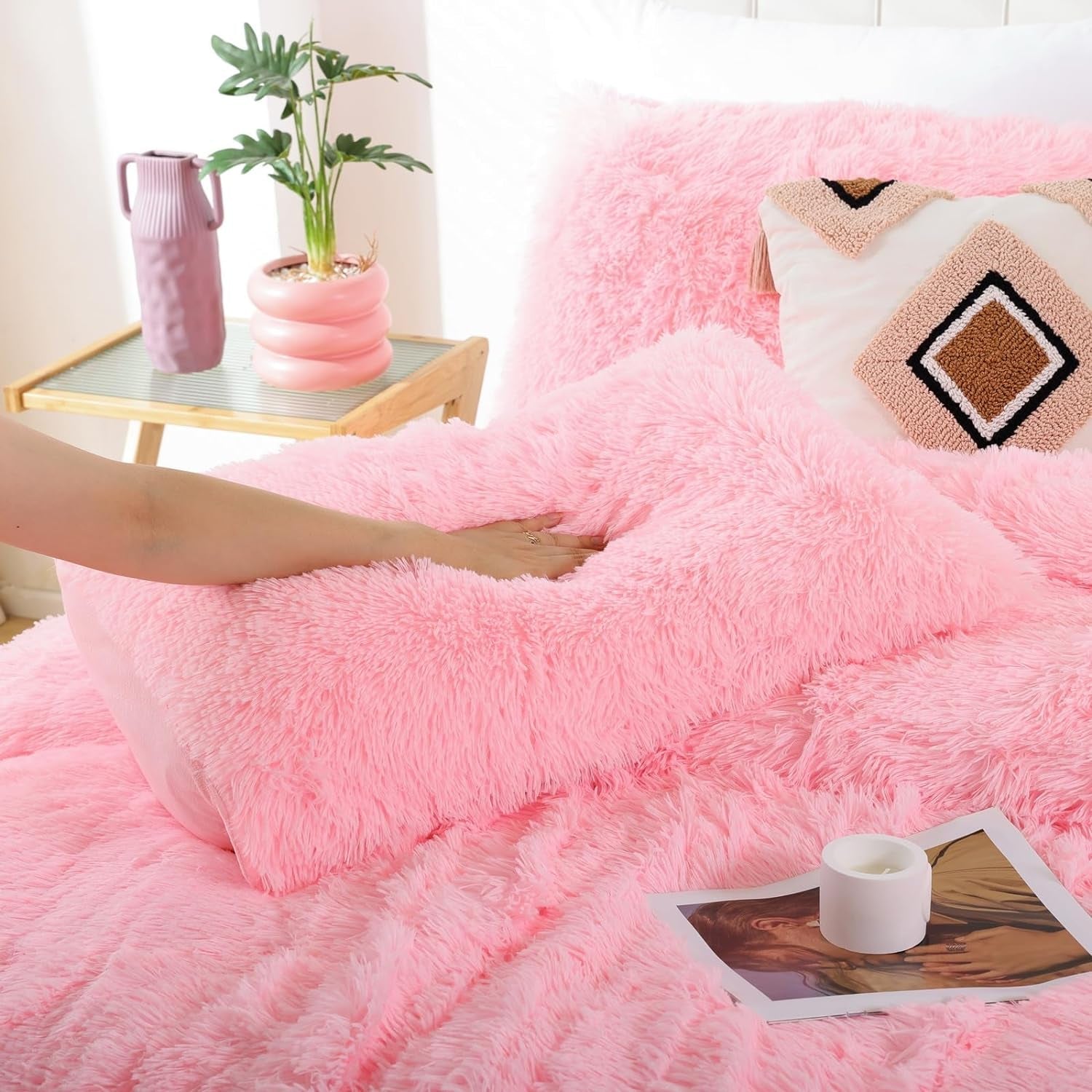 Smoofy Fluffy Queen Comforter Set, Pink Queen Size, Soft Shaggy Bed Set Pink for All Season, 3 Pieces  - Love All Things Home