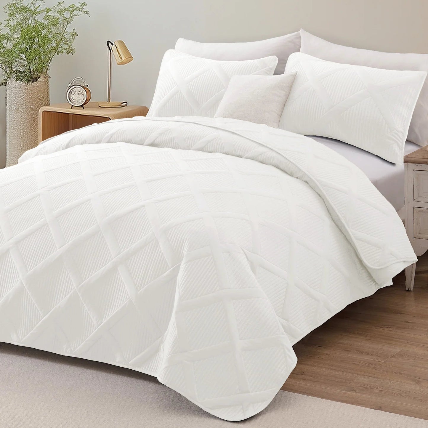 Ultrasonic King Quilt Set, 3 - Piece Lightweight Bedspreads Modern Striped Coverlet, White - Love All Things Home